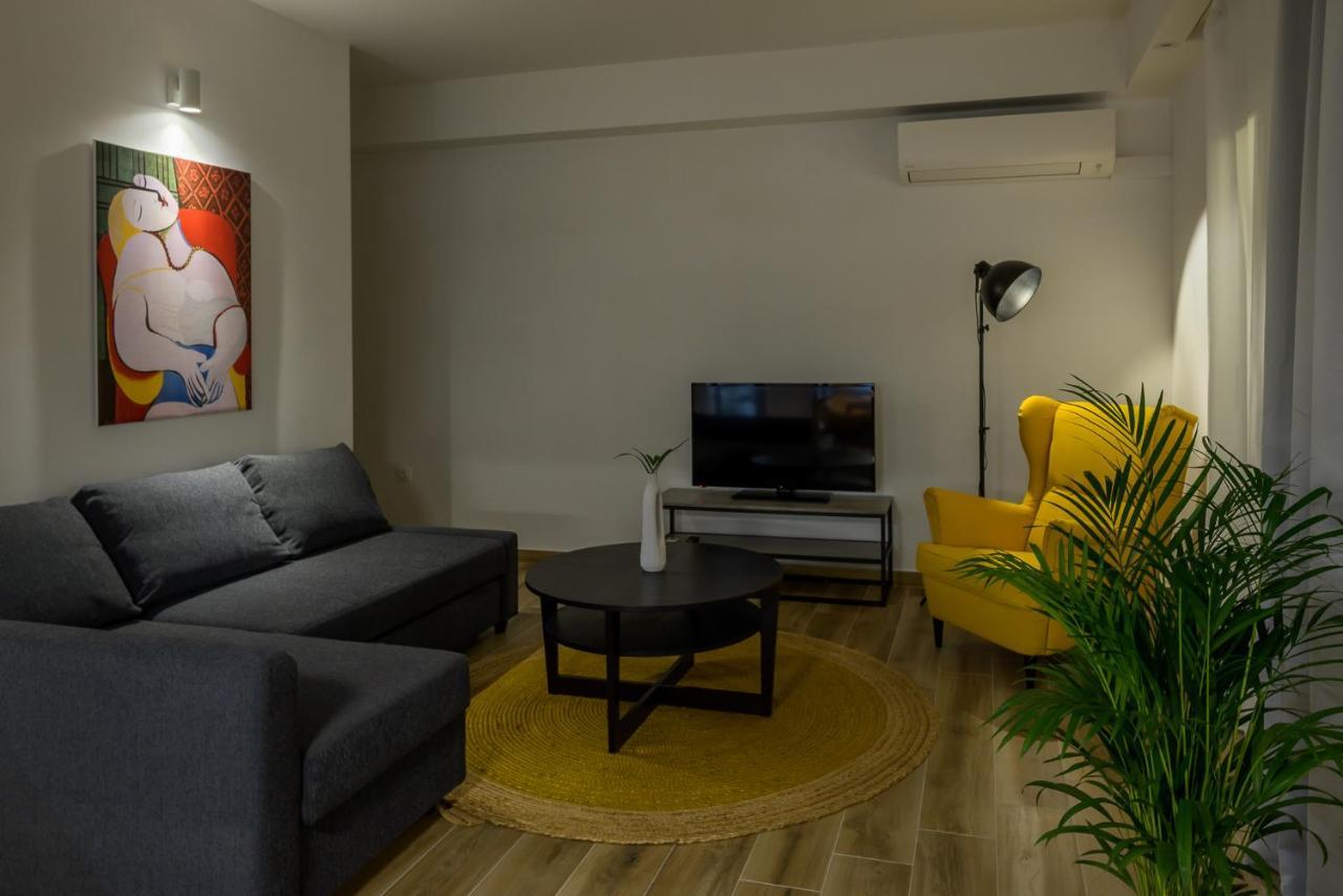 Alyvia Central Apartment 1 约阿尼纳 外观 照片